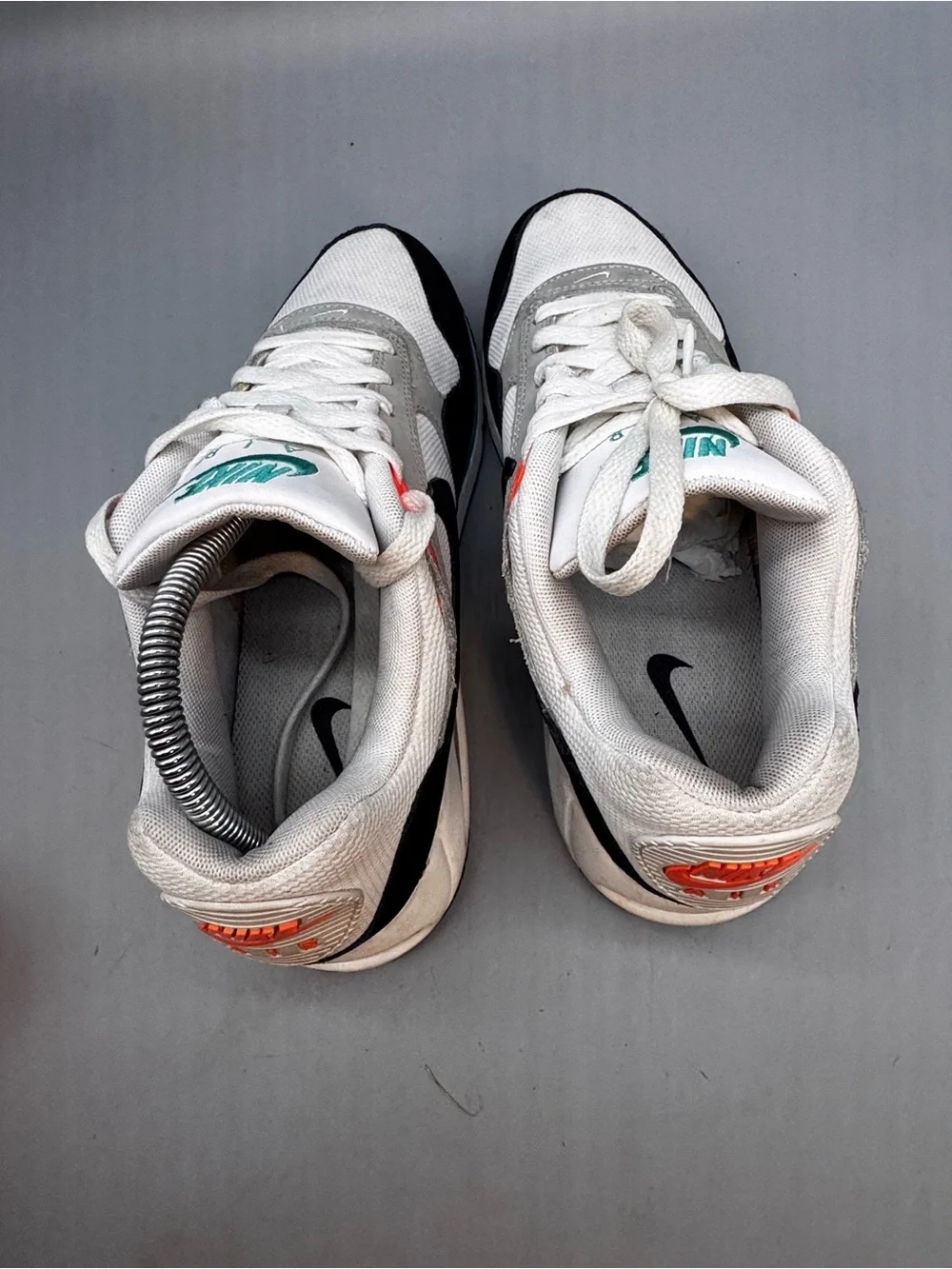 Size 9.5 Nike Air Max Correlate White Black Green Womens Shoes 511417-136